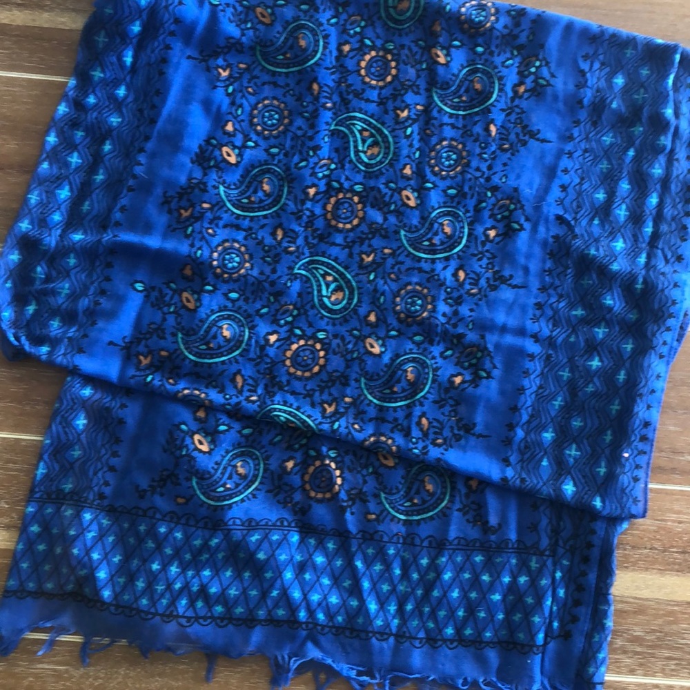 Blue Patterned J. Crew Scarf Light weight Fringe